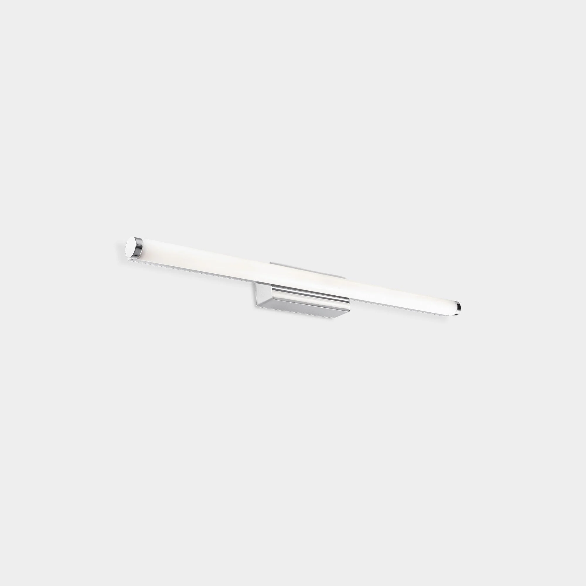 Aplique LED de baño LedsC4 Toilet Slim LED cromo 3000K IP44 63,2cm 05-6396-21-M1