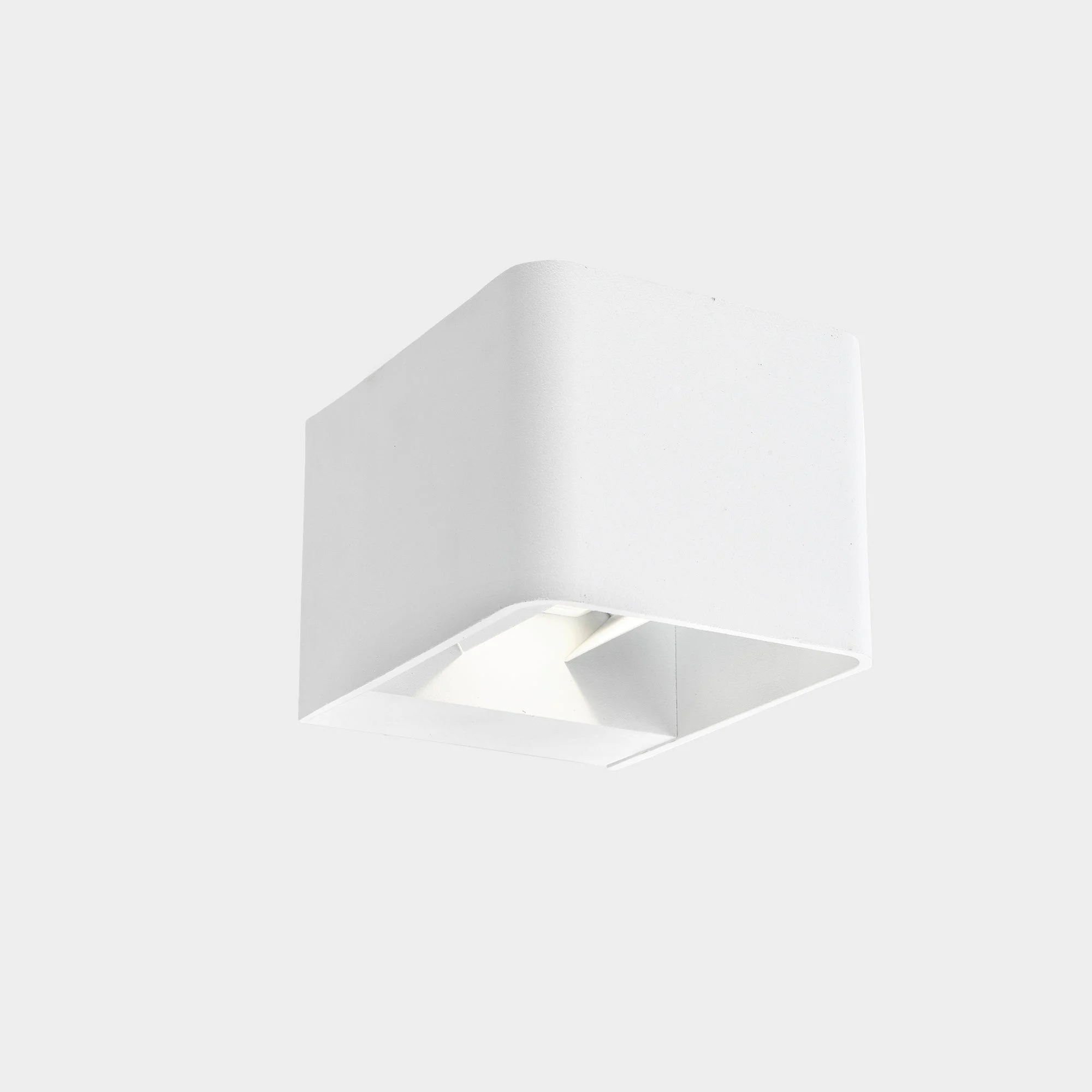 Aplique de exterior LedsC4 Wilson Square LED blanco mate 3000K IP65 05-9683-14-CL
