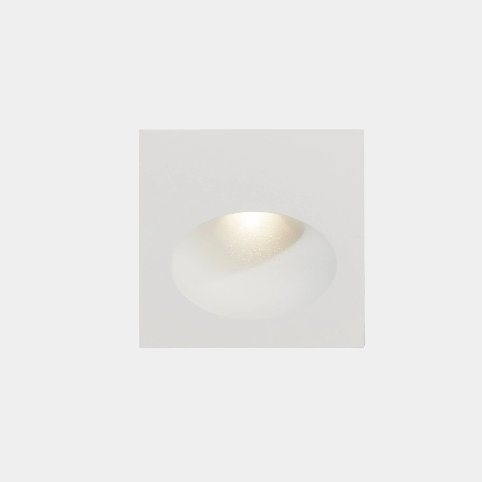 Empotrable de pared LedsC4 Bat Square Oval LED blanco 2700K IP66 05-E016-14-CK