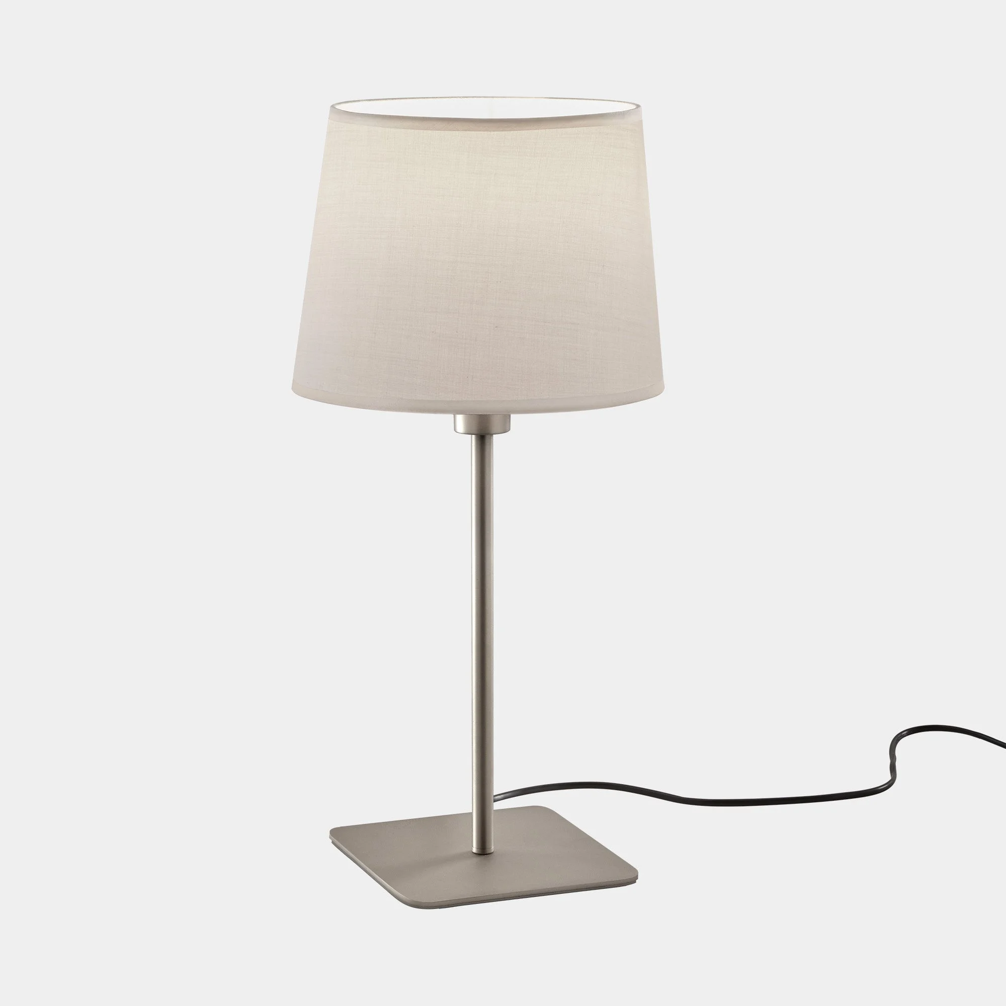 Lámpara de sobremesa LedsC4 Metrica Square E27 níquel satinado 10-8350-81-82