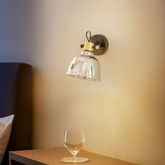 Aplique de pared Amalfi con cristal metalizado, plateado