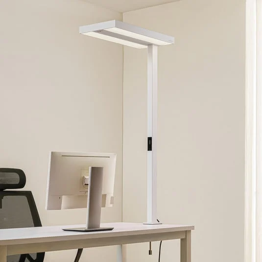 Lámpara de pinza LED de oficina Logan de Arcchio, blanca, atenuable, con sensor
