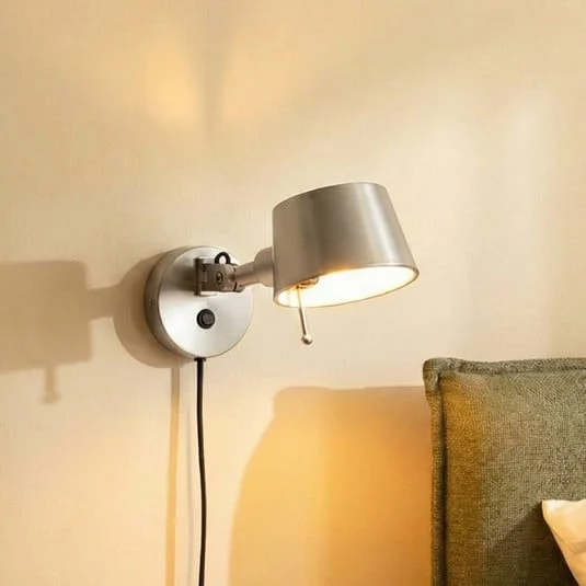 Aplique de pared Lucande Silka, 14 cm, níquel, flexible, enchufe