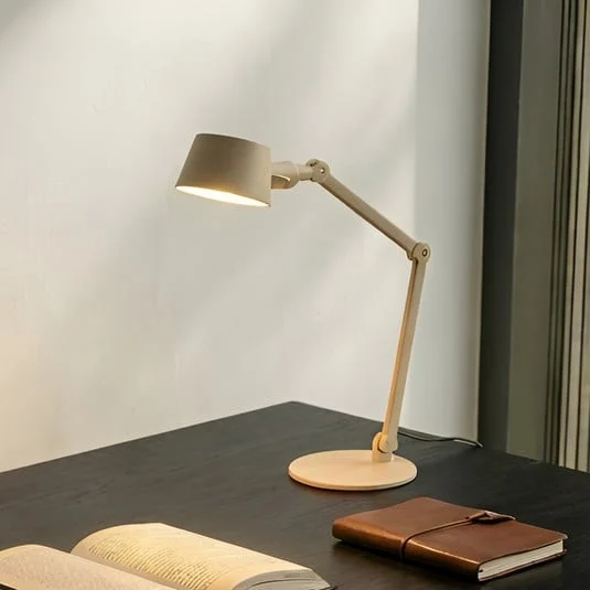 Lámpara de mesa Lucande Silka, 93 cm, beige, regulable, E27