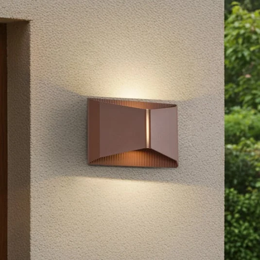 Aplique LED para exterior Lindby Anlira, marrón, Up & down, IP65