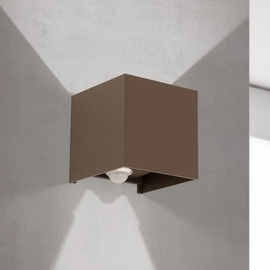 Aplique LED para exterior Cube-S, corten, metal, sensor