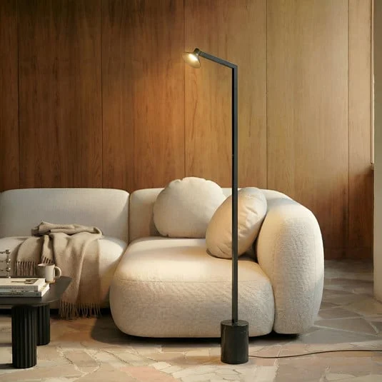 Lámpara de pie LED Steve de Lucande, negra, 130 cm, atenuable