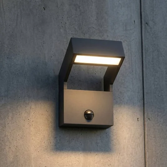 Aplique LED para exterior Arcchio Kovato, con sensor, gris oscuro, IP65