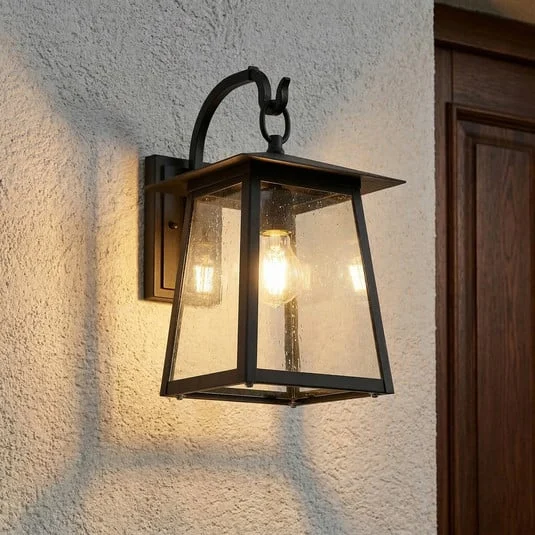 Aplique de exterior Lucande Xavon, negro, farol, E27, IP44