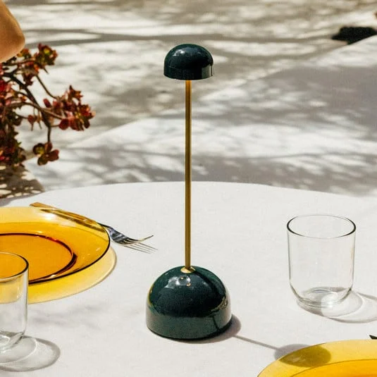 Lámpara de mesa recargable LED MARSET Sips, verde/dorado, 31 cm, acero
