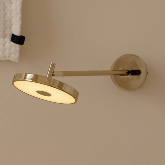 Aplique de pared LED UMAGE Asteria LONG HW, latón pulido, 45 cm