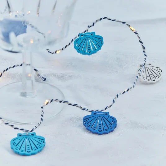 Cadena de luces LED Selma Clam, azul, 20 luces, funcionamiento con pilas