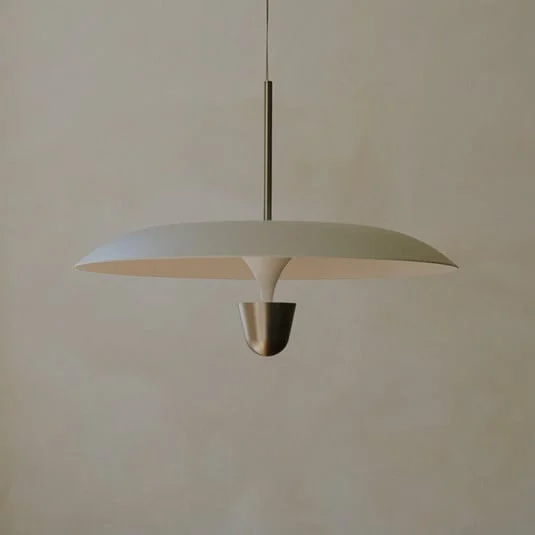 lámpara colgante LED Kantarell de New Works, Ø 55 cm, níquel