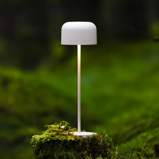 Lámpara de mesa LED recargable Lille, altura 36 cm, blanca, IP54, USB