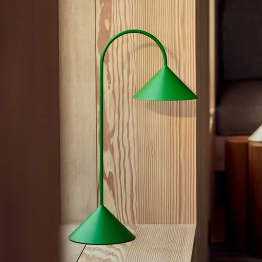 Lámpara de mesa recargable LED FRANDSEN Grasp, verde, altura 47 cm