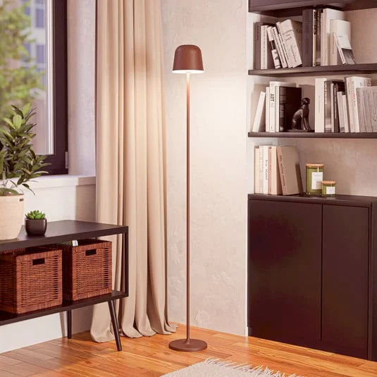 Lámpara LED de terraza con batería Mannera-L, color óxido, altura 140 cm