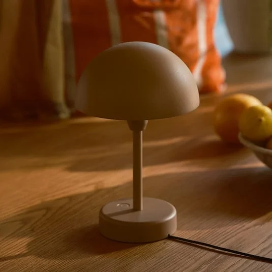 Lámpara de mesa LED recargable Ellen To-Go, marrón, aluminio
