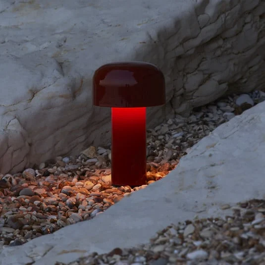 Lámpara de mesa LED recargable Flos Bellhop, roja, 21 cm, atenuable, IP54