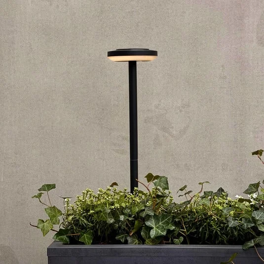 Bolardo luminoso LED para caminos Otera de Dyberg Larsen, 50 cm, con piquete,