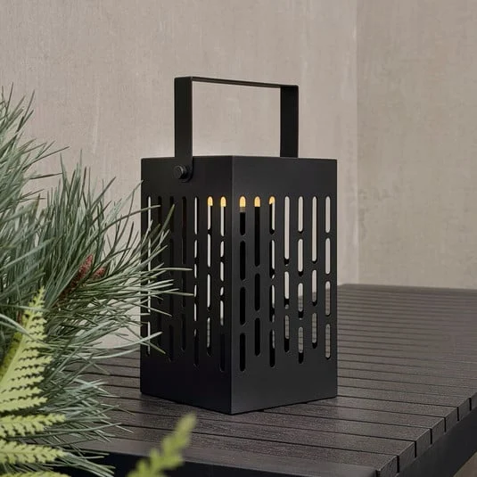 Farol LED solar Luma de Dyberg Larsen, negro, 20 cm, IP44