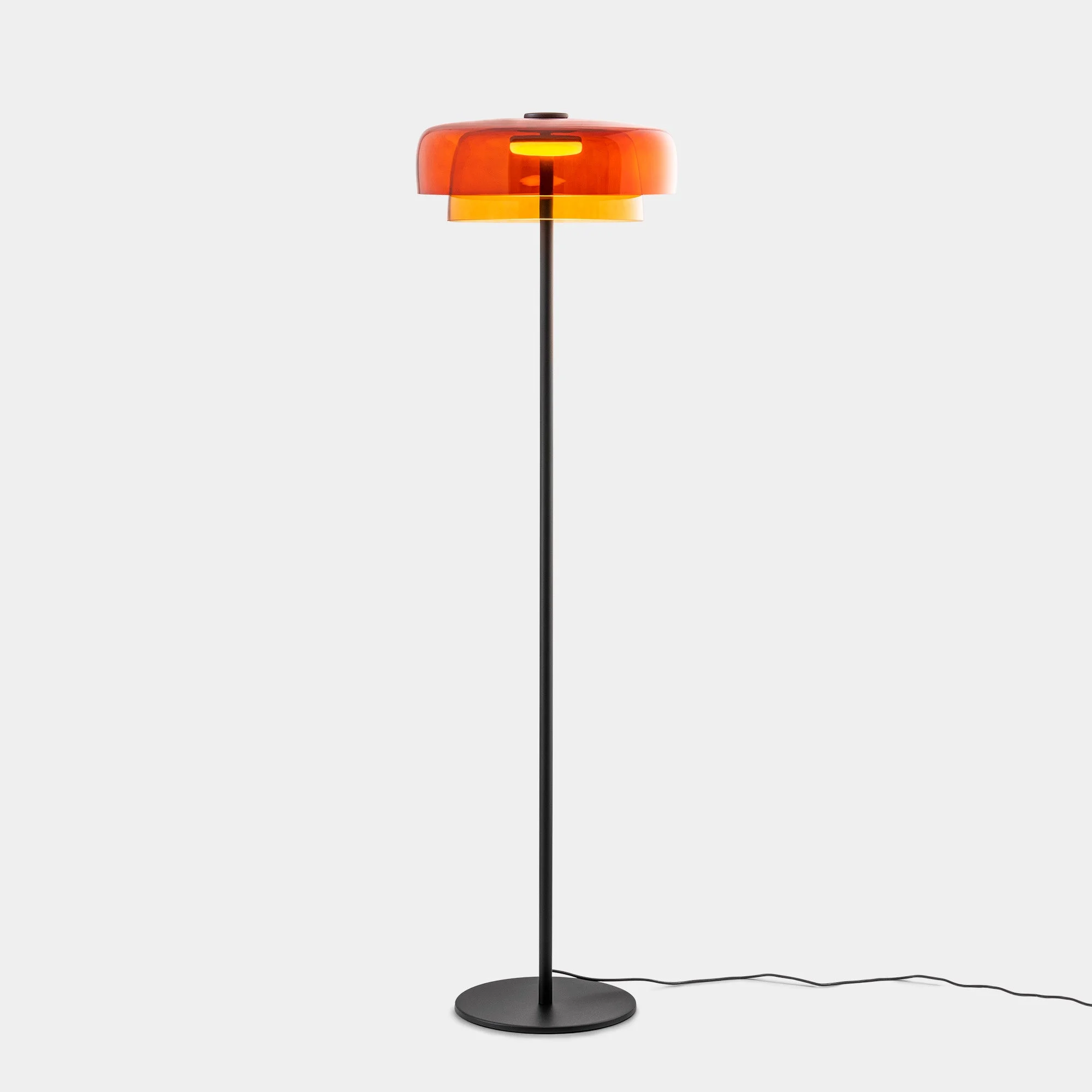 Lámpara de pie LedsC4 Levels LED 2 luces negro ámbar CCT regulable Ø42+Ø32cm 25-A002-05-15