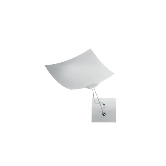 18 x 18 Aplique de Pared 110-125V - Ingo Maurer