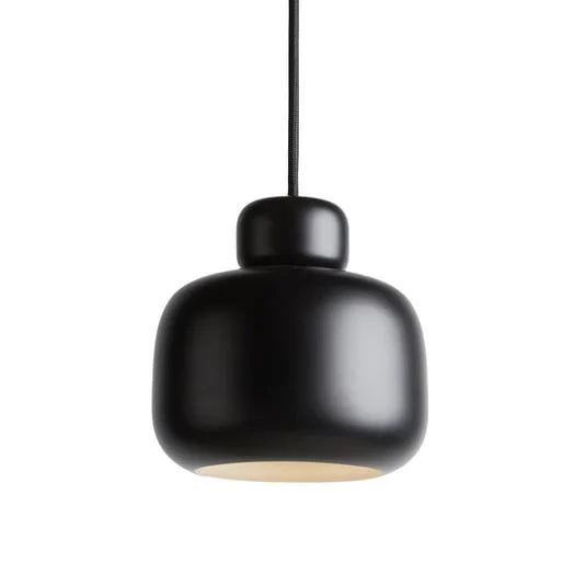 Lámpara colgante Stone grande, negra, metal, Ø 24 cm - Woud