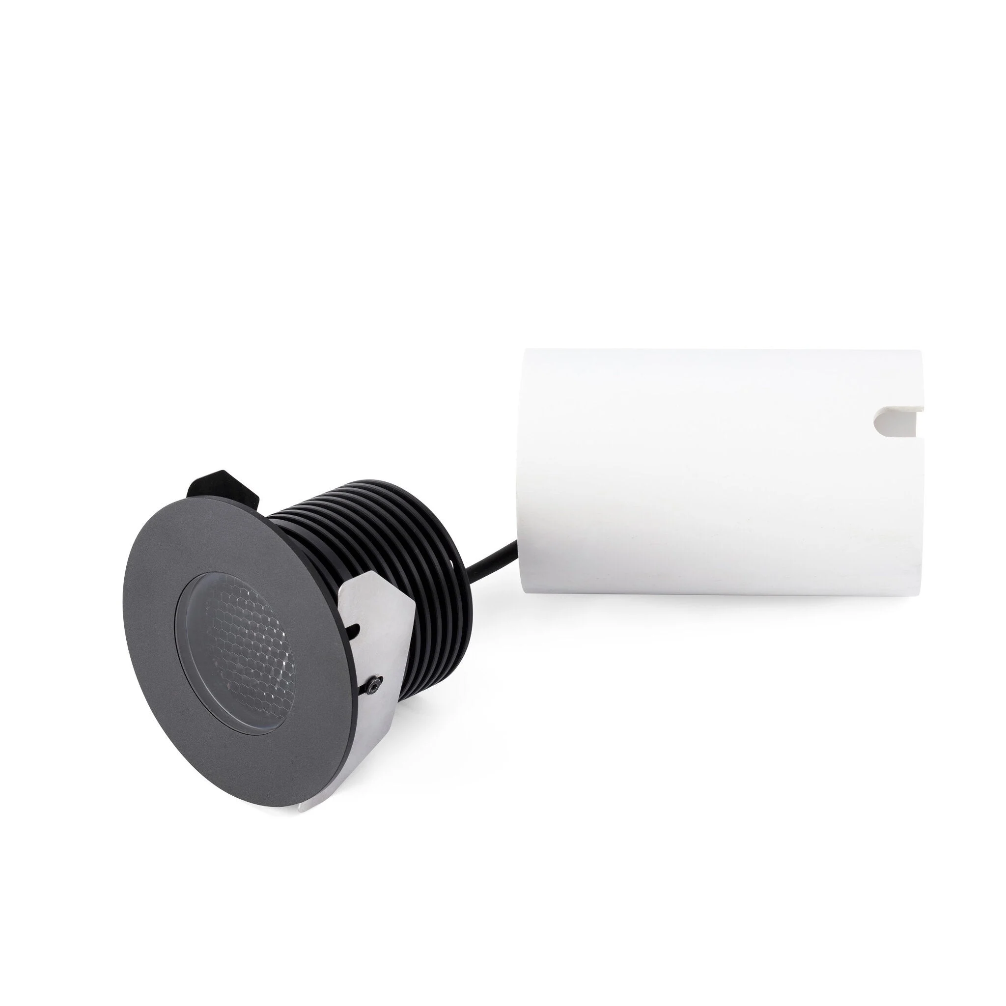 Empotrable de suelo exterior Faro Grund LED negro anodizado 2700K IP67 36° 7W 80 70736