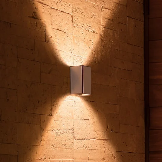 Philips Hue Resonate WACA Up-& downlight, acero inoxidable