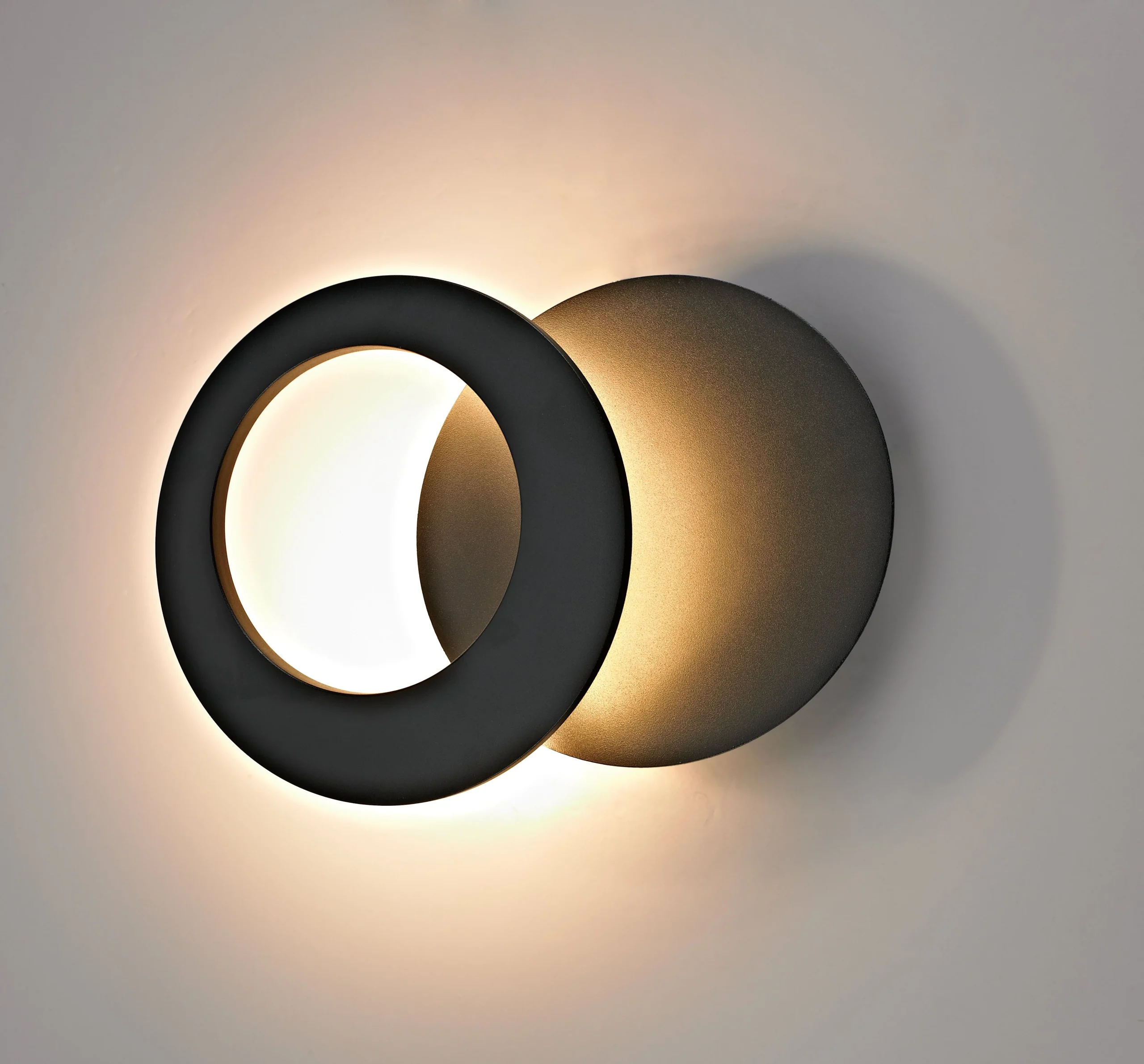 Aplique Mantra Toronto LED aluminio negro 3000 IP20 Ø26cm 8464