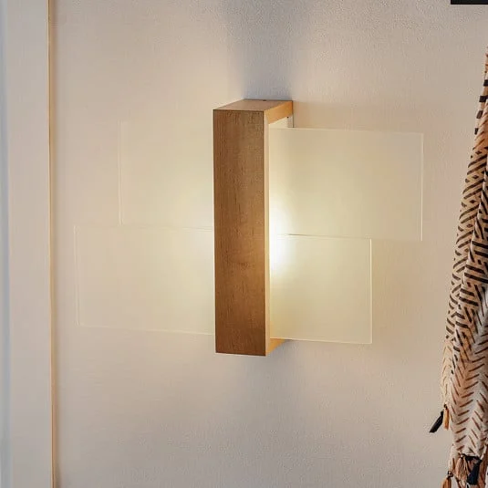 Aplique de pared Shifted 1, cristal y madera clara