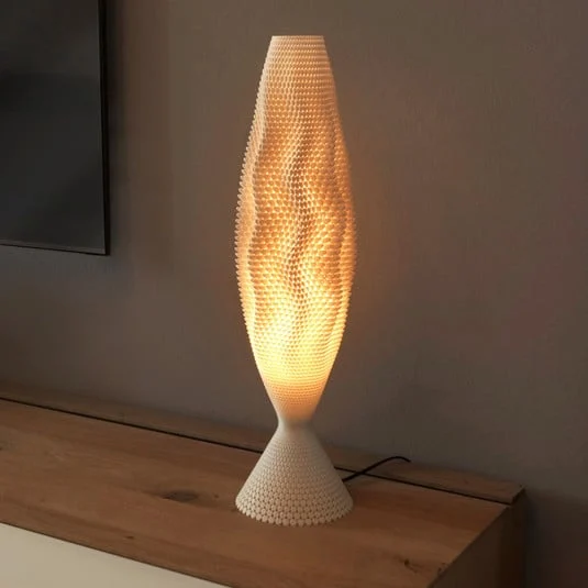 Lámpara de mesa Koral de material orgánico, Lina, 65 cm