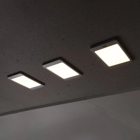 Lámpara LED bajo mueble Saskia set 3, interruptor