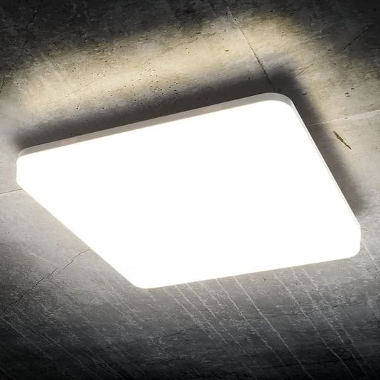 Plafón LED Pronto, angular, 28 x 28 cm