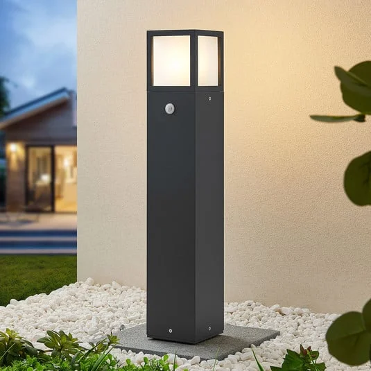 Lucande Bolardo luminoso Dewari, detector de movimiento, E27, 65 cm, IP54