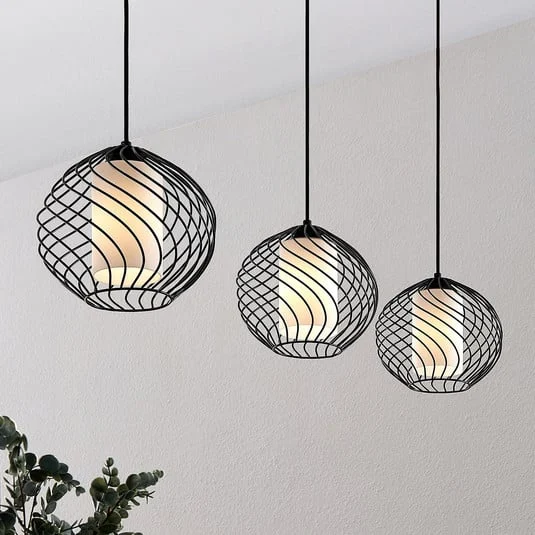 Lámpara colgante Cedrice de Lindby, 3 luces, negra, metal, E27
