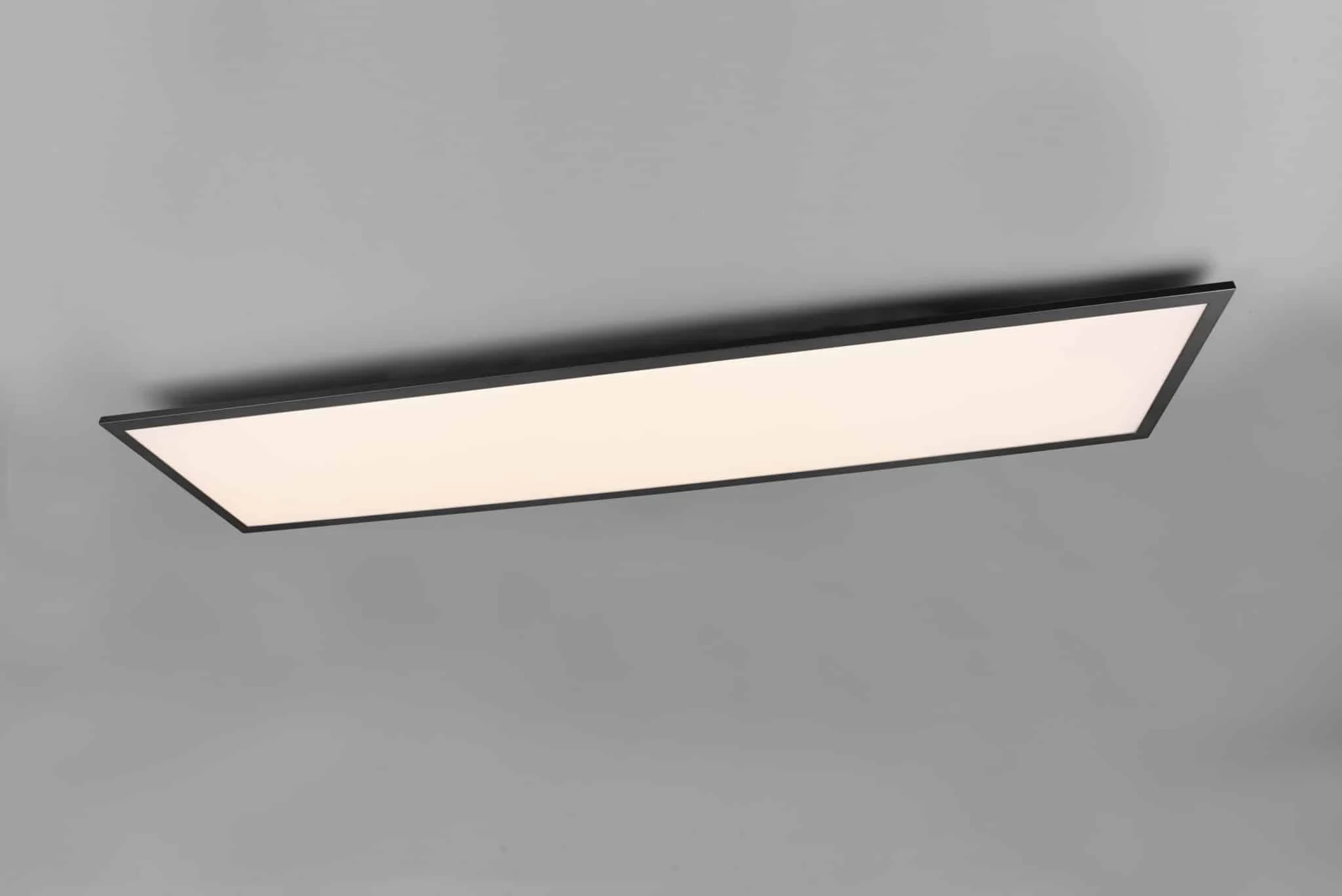 Plafón de techo Trio Alpha grande LED negro mate 3000K 120cm R