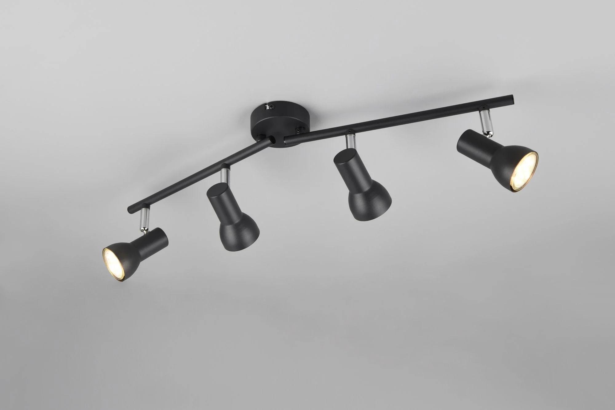 Foco Trio Cantar 4 luces negro mate 60,5cm R81794032