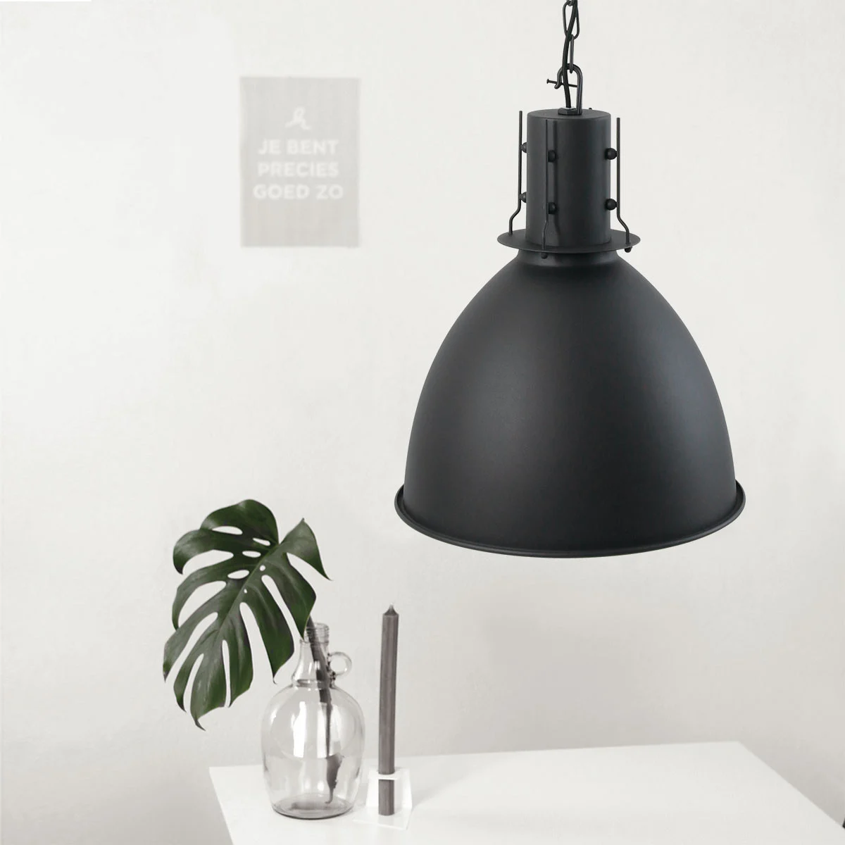 Lámpara colgante escandinava de metal negro Mexlite Espen